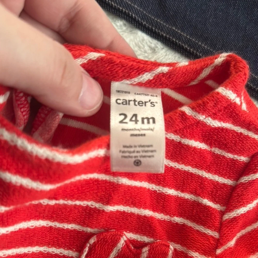 Carter's 24Months Red Striped heart set